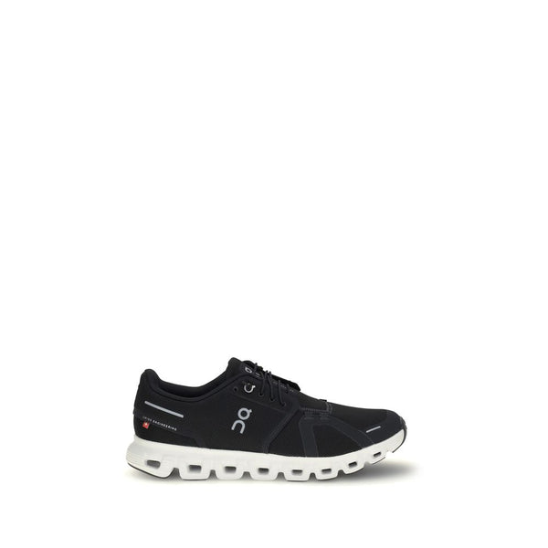 Schwarze Sneaker aus recyceltem Polyester