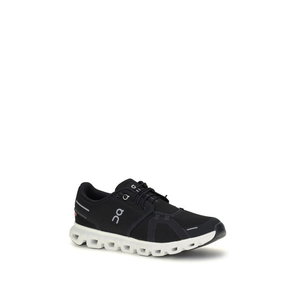 Schwarze Sneaker aus recyceltem Polyester