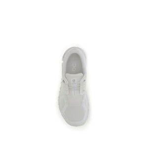 Weiße Sneaker aus recyceltem Polyester