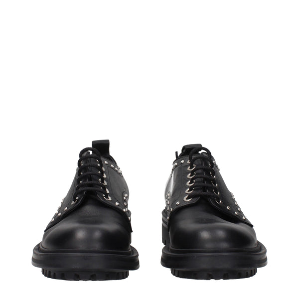 Schwarze Leder Oxfords und Derbies