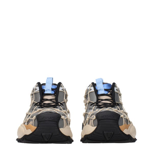 Beige Stoff Turnschuhe