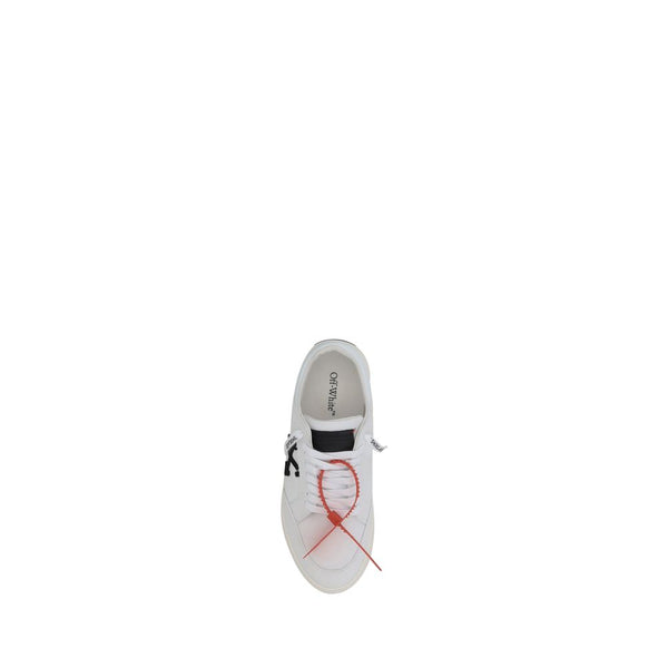 Weiße Gummisohle Sneakers mit niedrigem Schaft