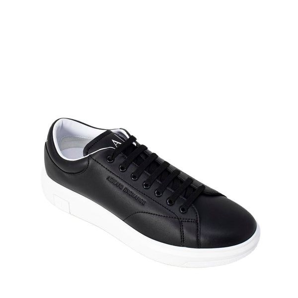 Schwarze Leder-Sneaker mit niedrigem Schaft