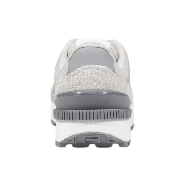 Graue Wildleder Sneaker