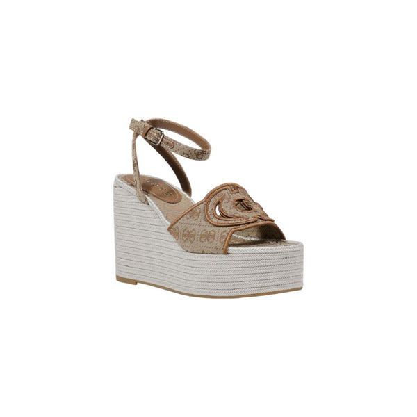 Beigefarbene Polyester-Pumps mit hohem Absatz