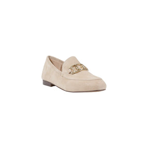 Beigefarbene Leder-Plateau-Pumps