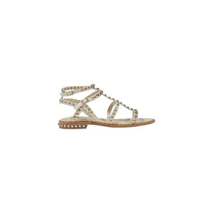 Beigefarbene Leder-Sandalen