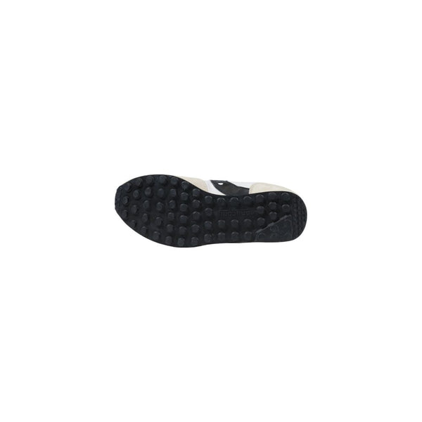 Schwarze und Weiße Leder-Sneaker