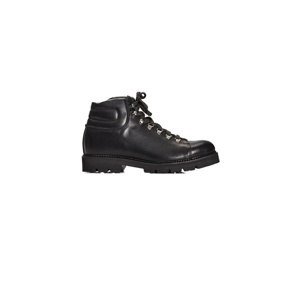 Schwarzer Kalbsleder Herrenstiefel