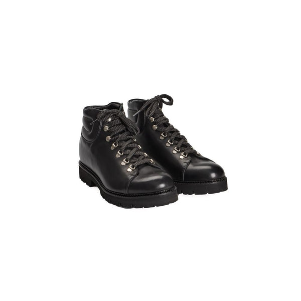 Schwarzer Kalbsleder Herrenstiefel