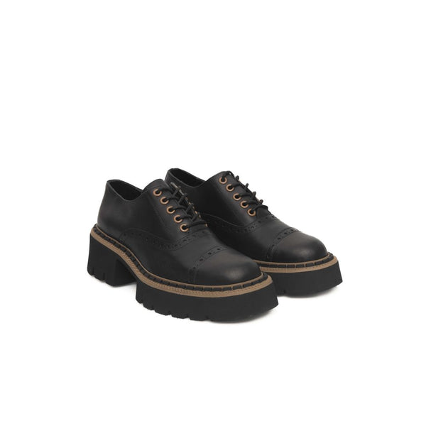 Schwarzes Rindsleder Damenschuh