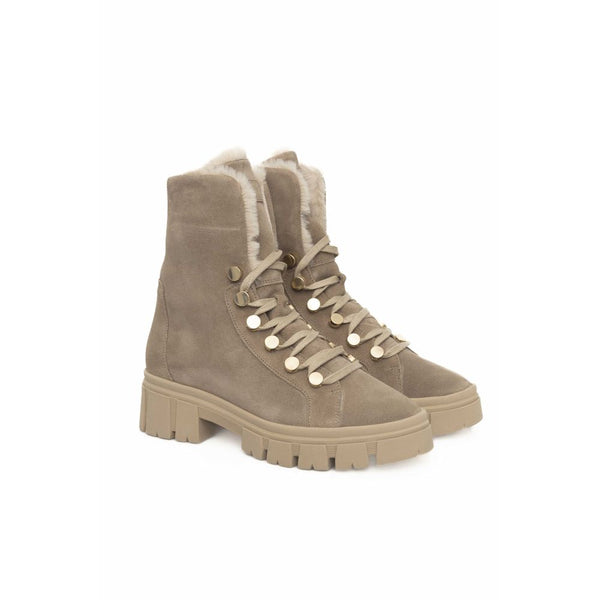 Beigefarbene Damenstiefel aus Kuhleder