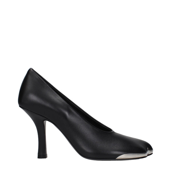Schwarze Lederpumps