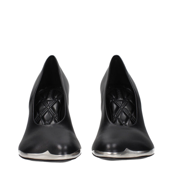 Schwarze Lederpumps