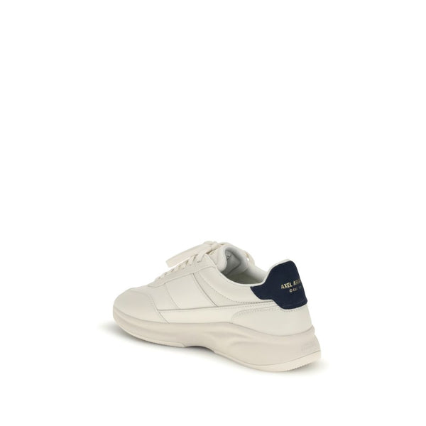 Weiße Leder-Sportschuhe