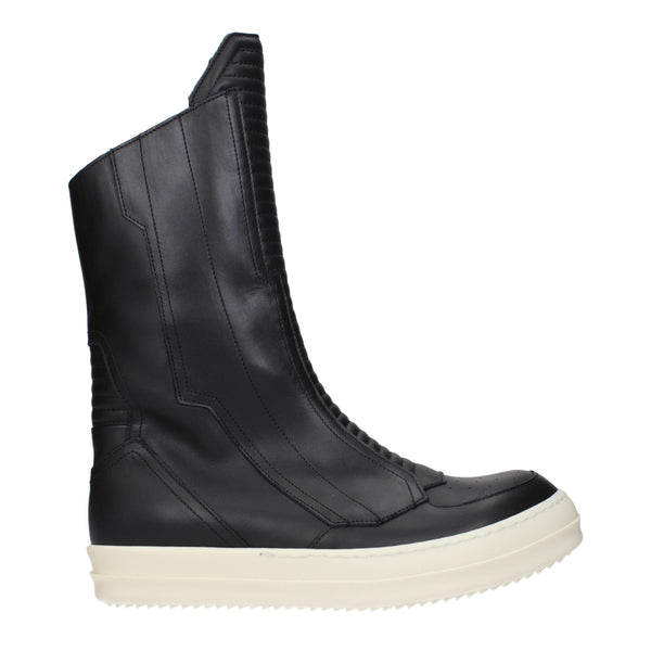 Schwarze Lederstiefeletten