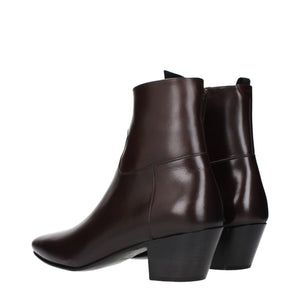 Rote Lederstiefeletten