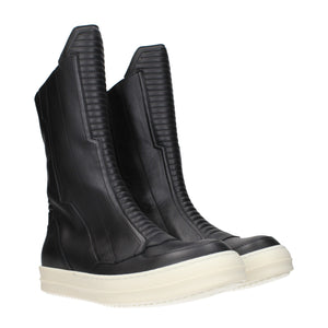 Schwarze Lederstiefeletten