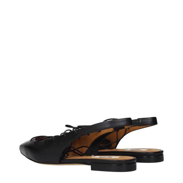 Schwarze Lederflats