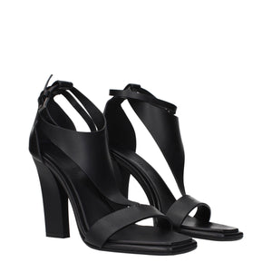 Schwarze Leder-Stilettosandalen