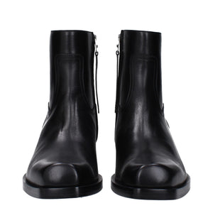 Schwarze Lederstiefeletten