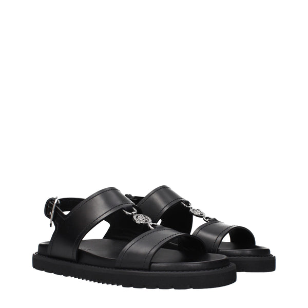 Schwarze Ledersandalen