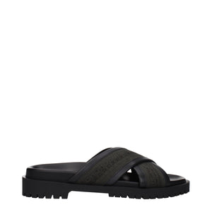 Grüne Stoff-Sandalen