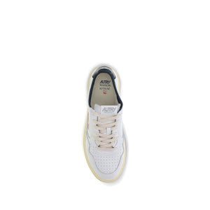 Weiße Leder-Sneaker