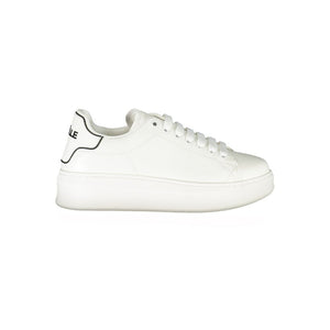 Weißer Sneaker aus Polyethylen