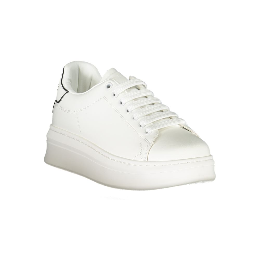 Weißer Sneaker aus Polyethylen