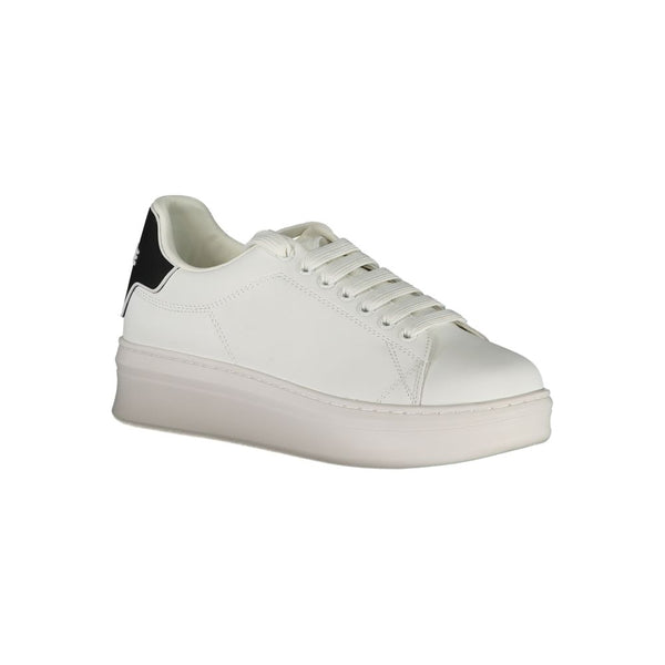 Weißer Sneaker aus Polyethylen