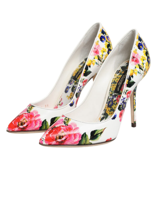 Weiße Leder-High-Heels mit Blumenmuster