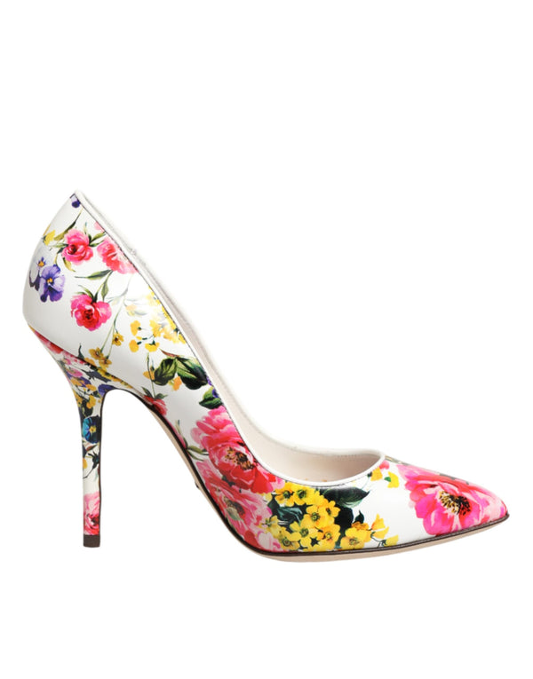 Weiße Leder-High-Heels mit Blumenmuster