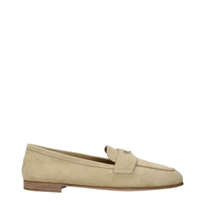 Beigefarbene Wildleder-Slipper