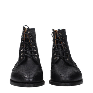 Schwarze Leder-Stiefeletten