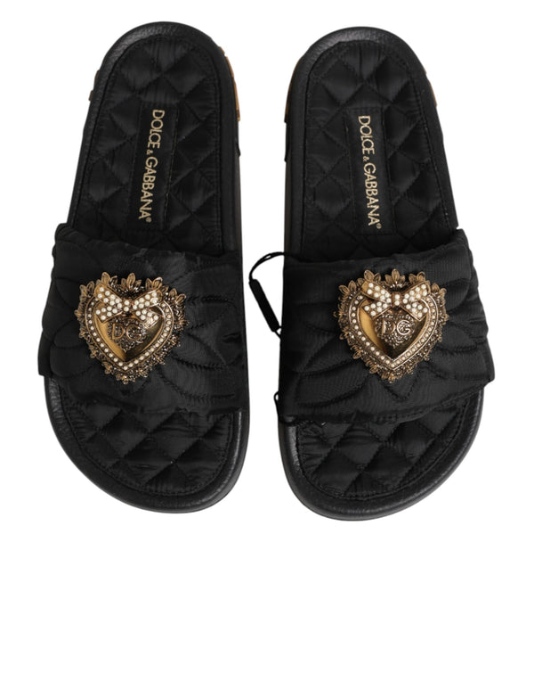Schwarze Devotion Matelassé Leder-Pantoletten