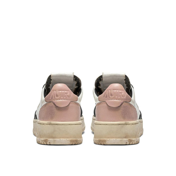 Weiße Leder-Sneaker mit niedrigem Schaft