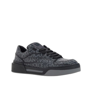 Schwarze Sneakers aus Baumwolle