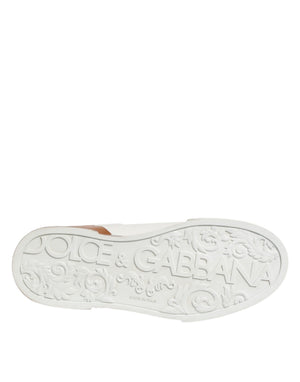 Weiße und braune Ledersneaker