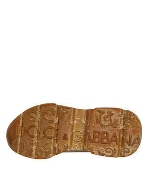 Weiße und goldene Daymaster Sneakers