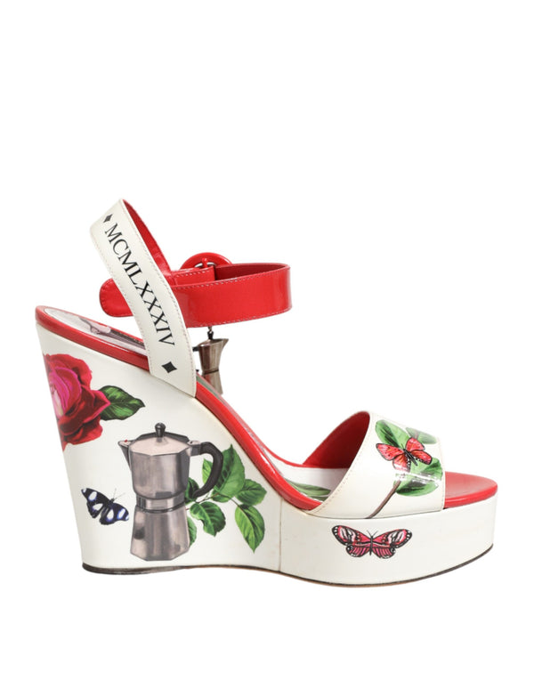 Weiße Sandalen mit Blumenmuster und Knöchelriemen