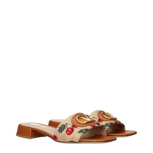 Beigefarbene Raffia-Pantoffeln