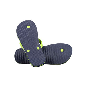 Blaue Kunststoff-Sandalette