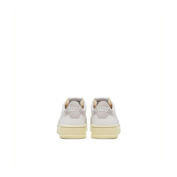 Weiße Leder-Sneaker mit niedrigem Schaft