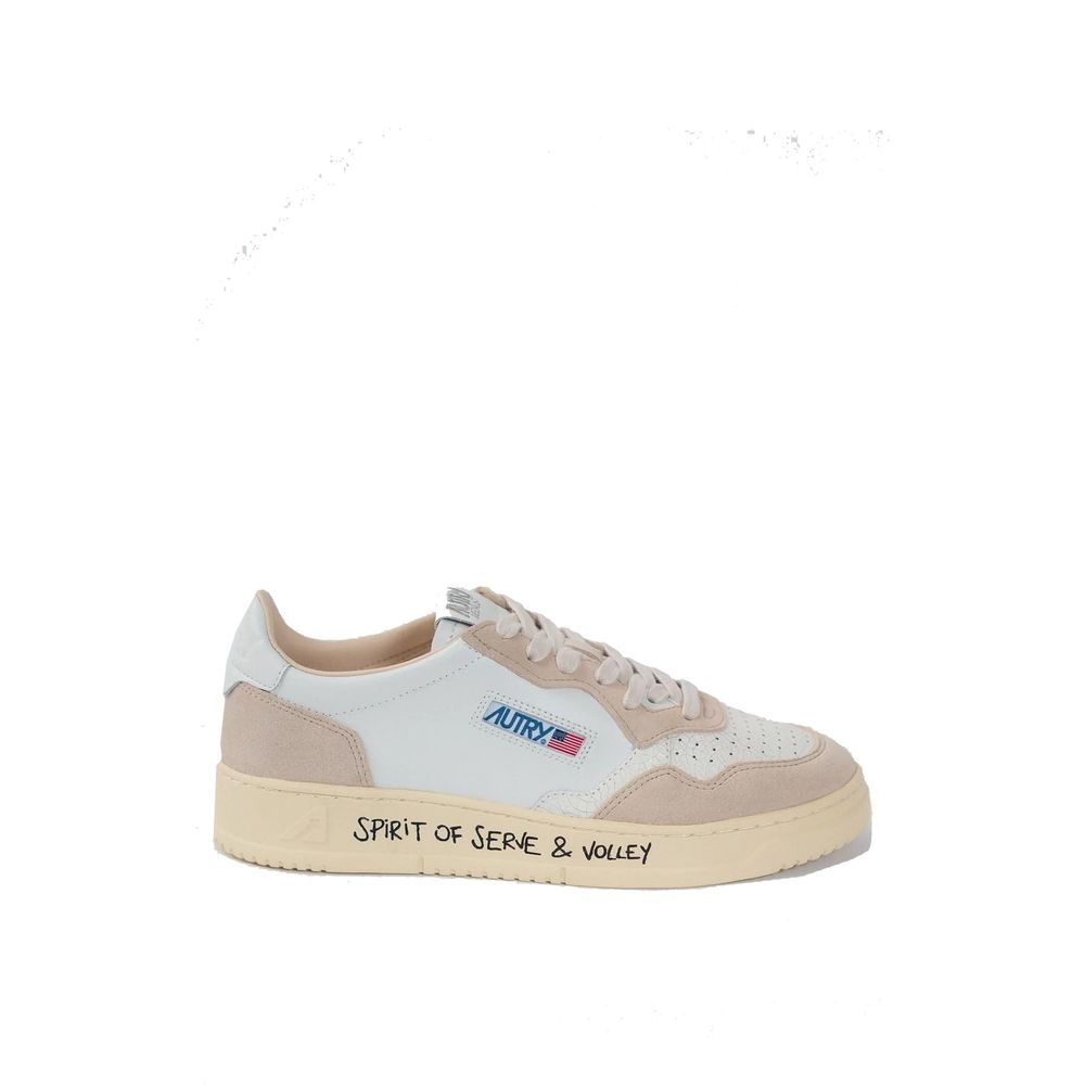 Weiße Ziegenleder-Sneaker