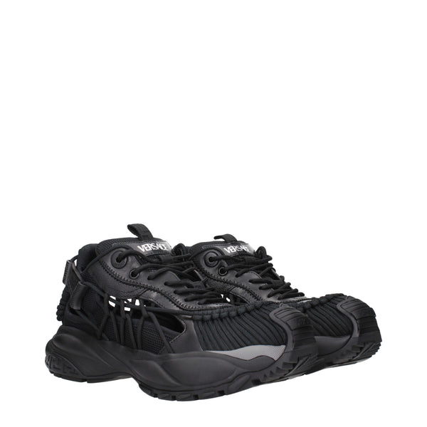 Schwarze Leder-Sneaker