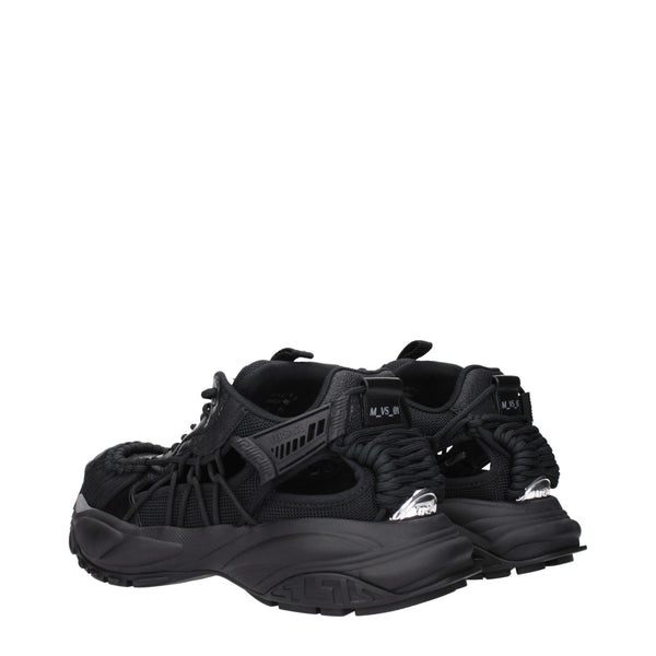 Schwarze Leder-Sneaker