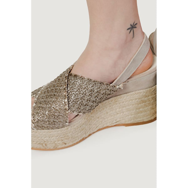 Bronzefarbene Baumwoll-Pumps mit hohem Absatz