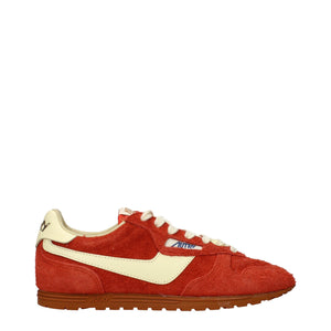 Orangefarbene Wildleder-Sneaker