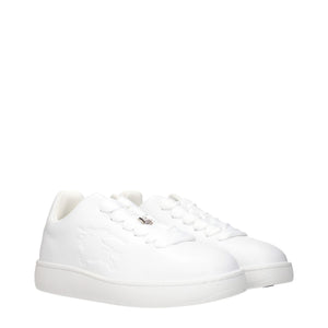 Weiße Sneaker aus Leder